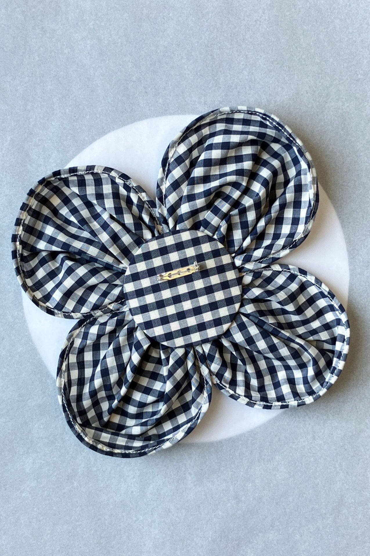 Bloom Brooch, gingham (ø: 25 cm)